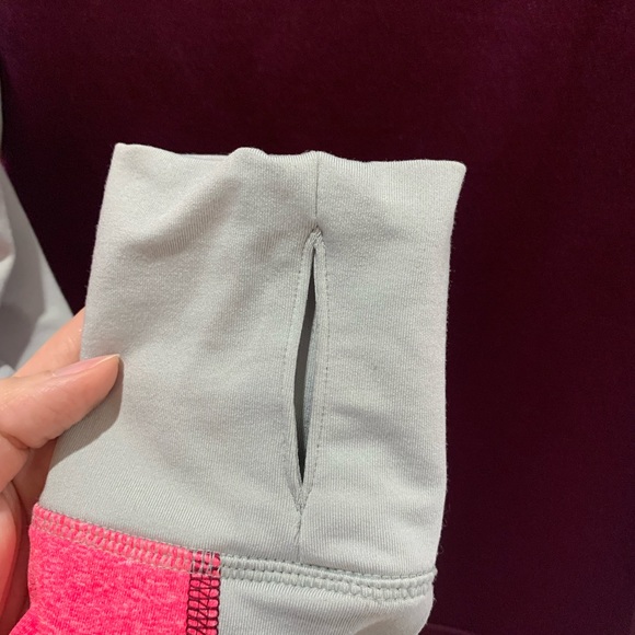 Victoria Secrets Pink - Picture 3 of 6